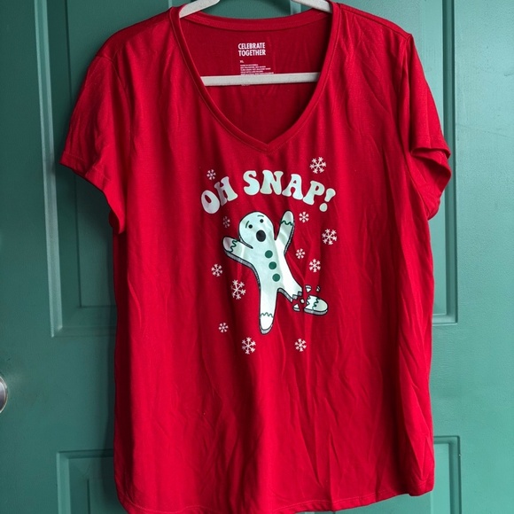 Celebrate together XL Holiday tshirt - Picture 2 of 5